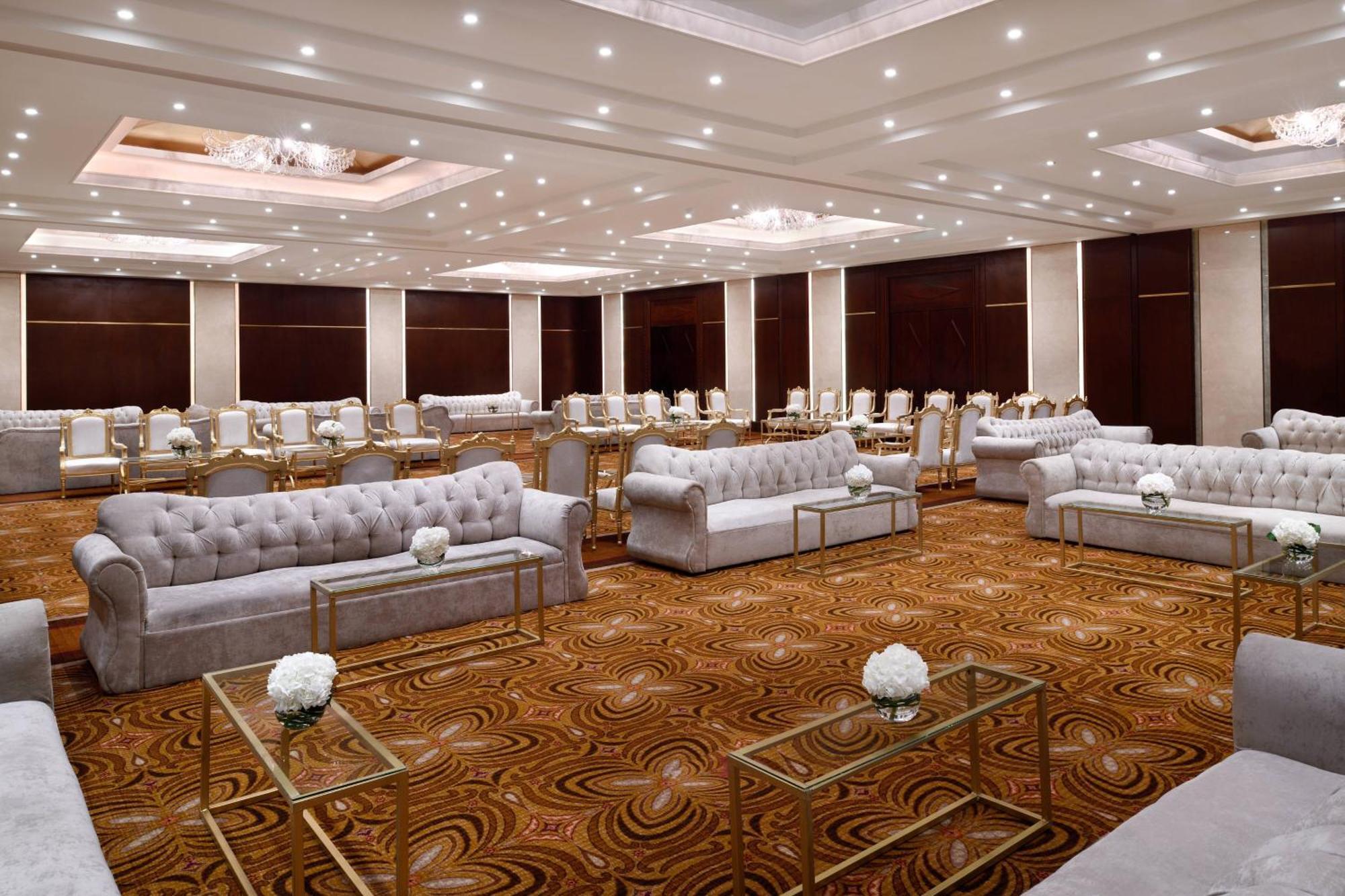 Marriott Hotel 5*